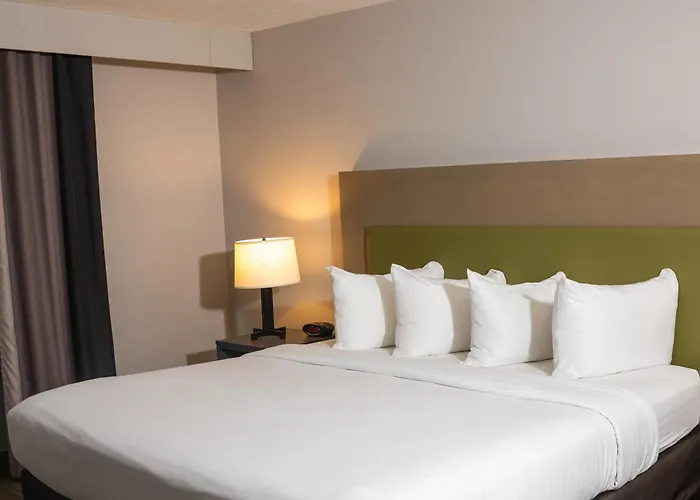 Country Inn & Suites By Radisson, Erie, Pa