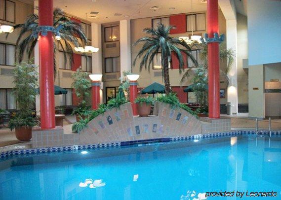Hotel Country & By Radisson, Erie, Pa 3*