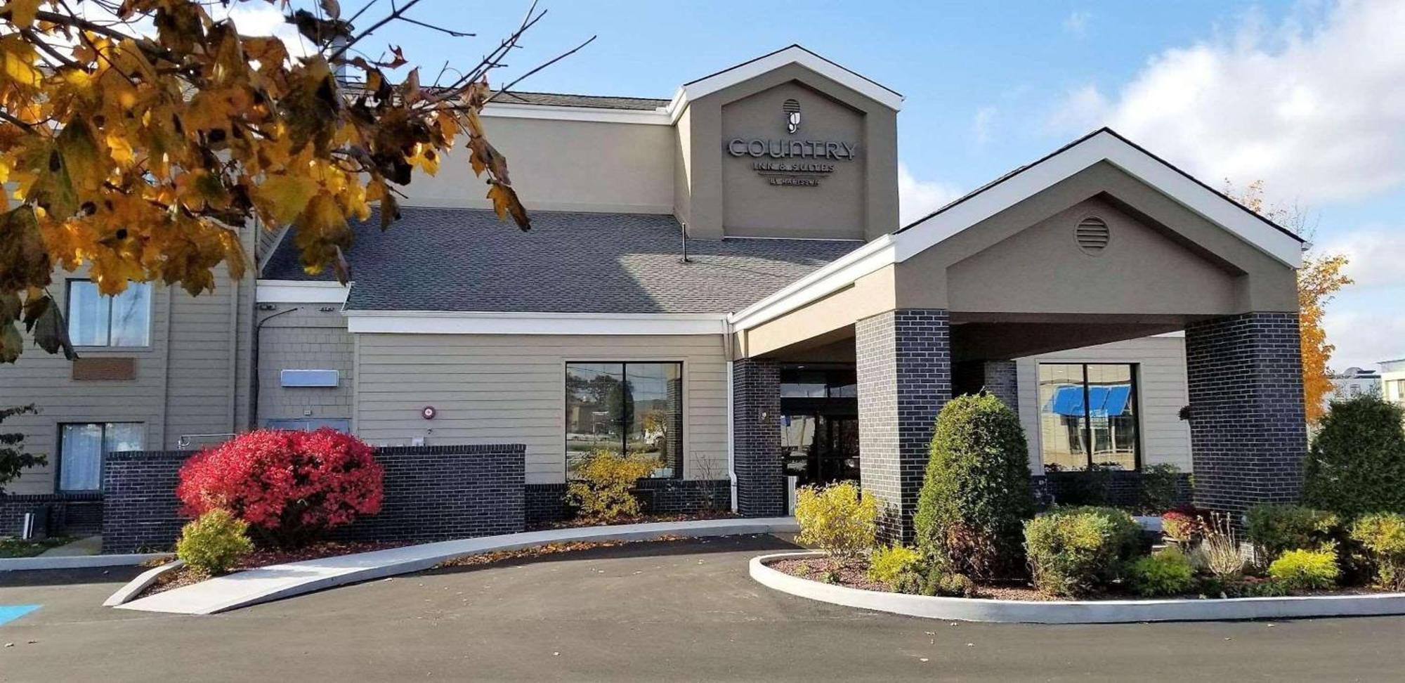 Hotel Country & By Radisson, Erie, Pa 3*