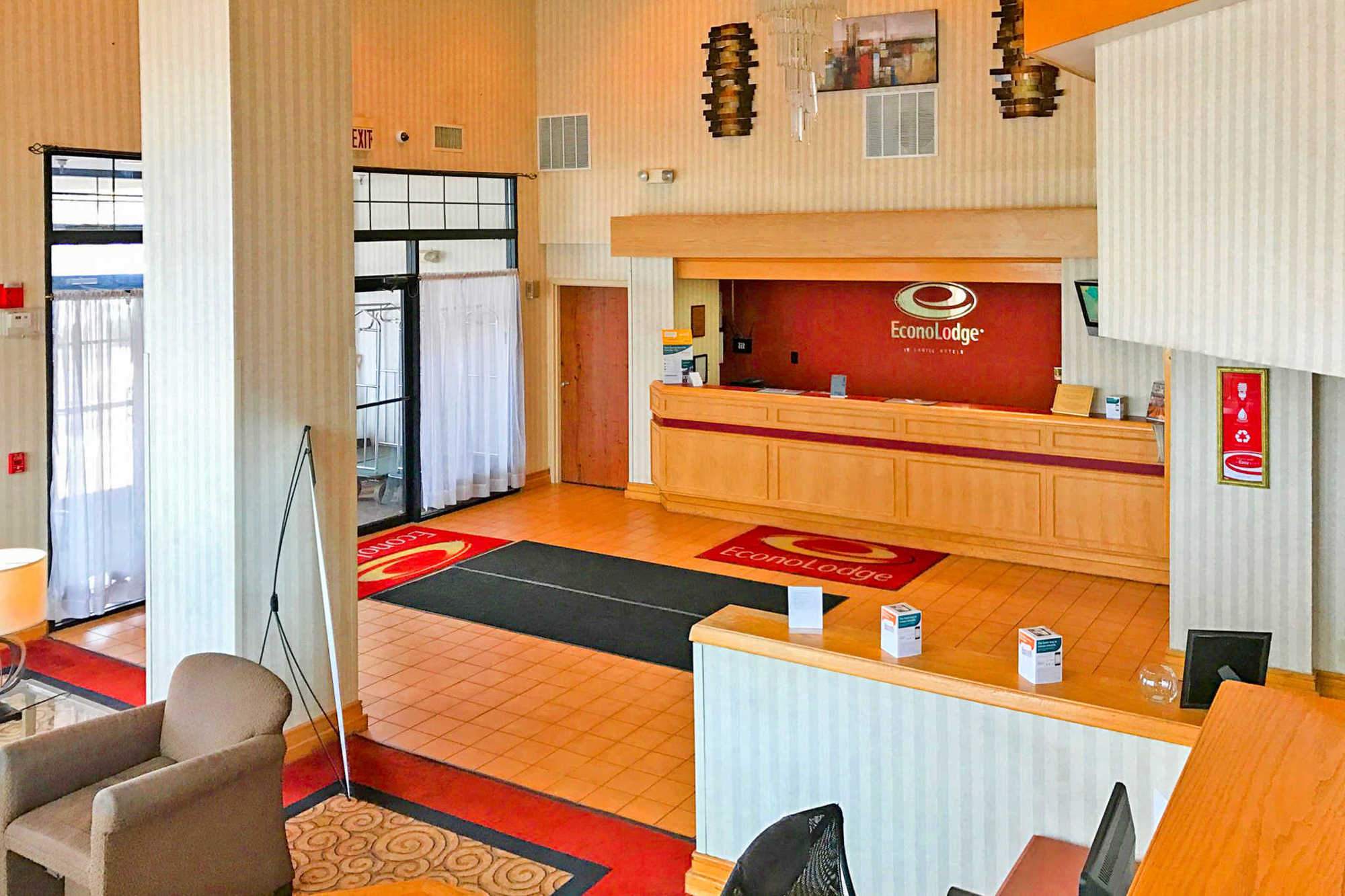 Country & By Radisson, Erie, Pa Hotel