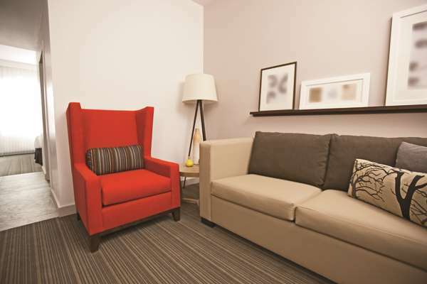 Country & By Radisson, Erie, Pa 3*
